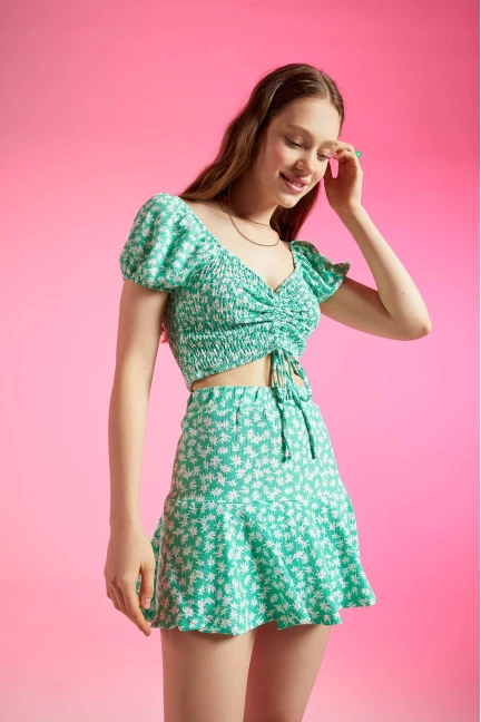 Ven Boutique Kolları Tül Detaylı Mini Elbise Ven Boutique Kolları Tül Detaylı Mini Elbise